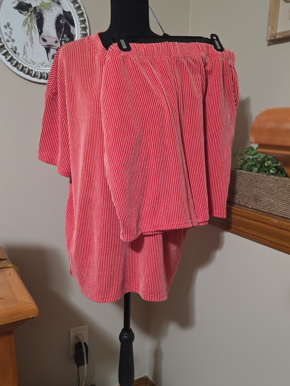 Women’s Off-Shoulder Ribbed Top - Coral Pink